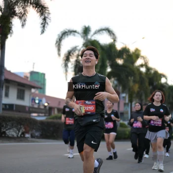 Runner Photo 3749032
