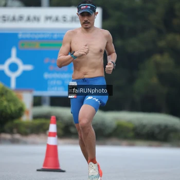 Runner Photo 3749035