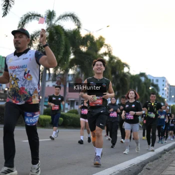 Runner Photo 3749038
