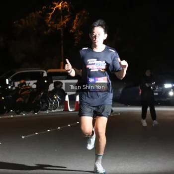 Runner Photo 3749043