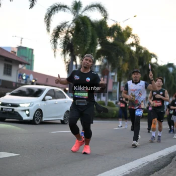 Runner Photo 3749062