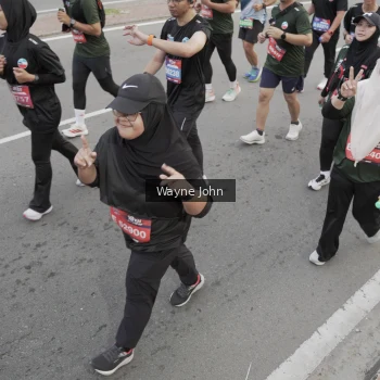 Runner Photo 3749076