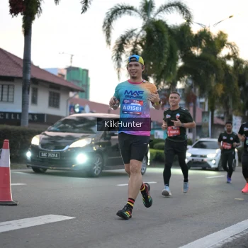 Runner Photo 3749077
