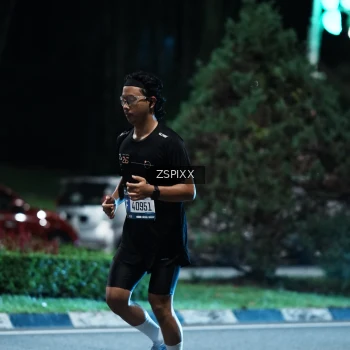Runner Photo 3749120