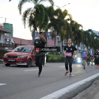 Runner Photo 3749130