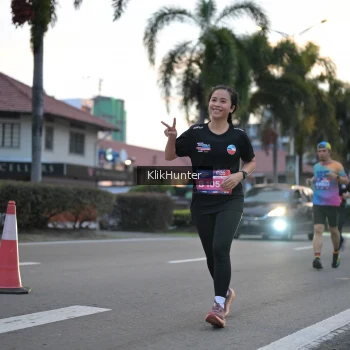 Runner Photo 3749165