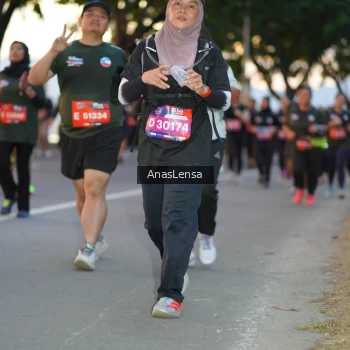 Runner Photo 3749212