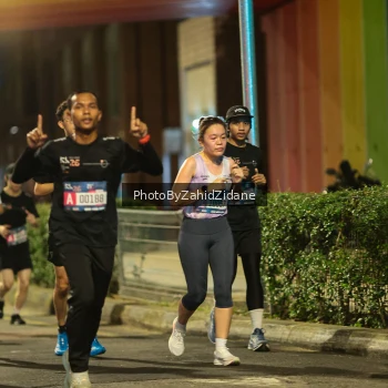 Runner Photo 3749292