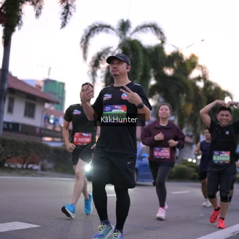 Runner Photo 3749305