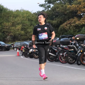 Runner Photo 3749329