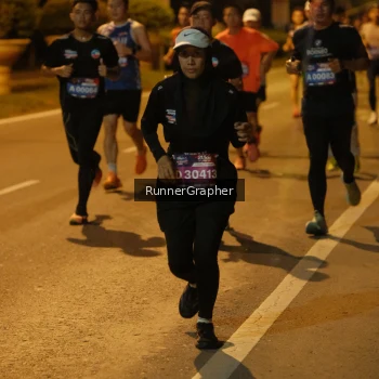 Runner Photo 3749339