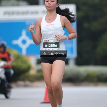 Runner Photo 3749370