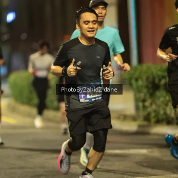 Runner Photo 3749377