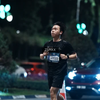 Runner Photo 3749379