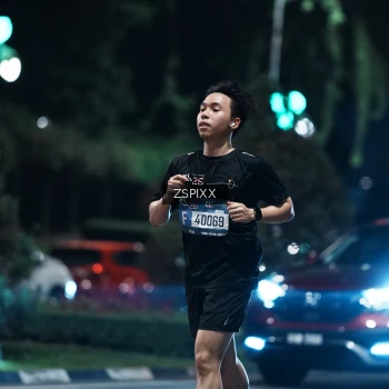 Runner Photo 3749395