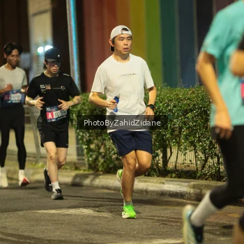 Runner Photo 3749479