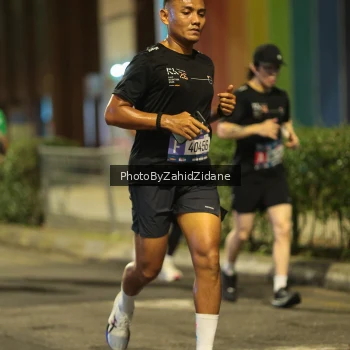 Runner Photo 3749526