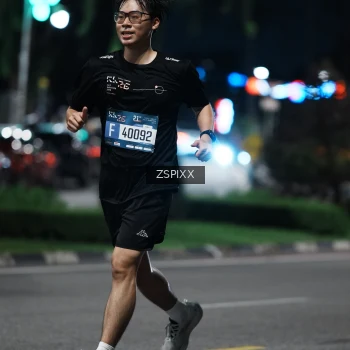 Runner Photo 3749557