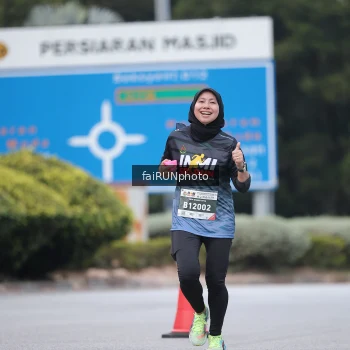 Runner Photo 3749564