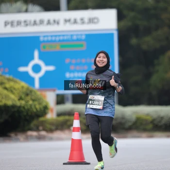 Runner Photo 3749570