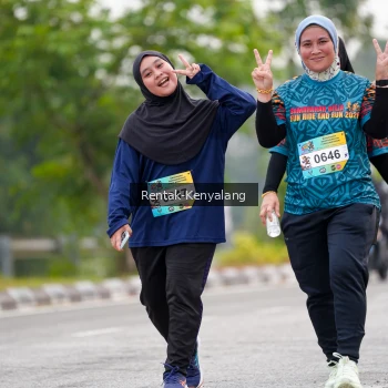 Runner Photo 3749572