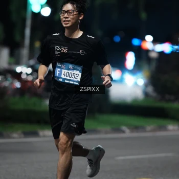 Runner Photo 3749579