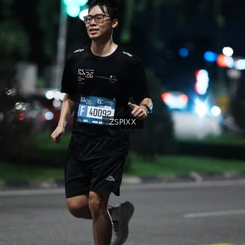 Runner Photo 3749590