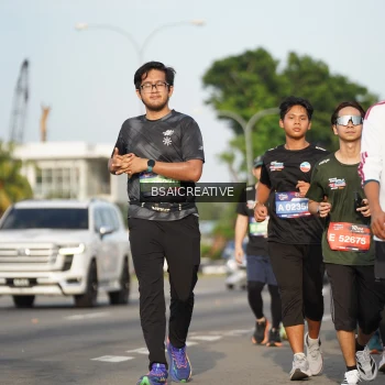 Runner Photo 3749643