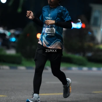 Runner Photo 3749689