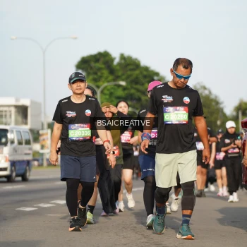 Runner Photo 3749702