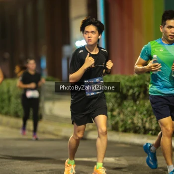 Runner Photo 3749706