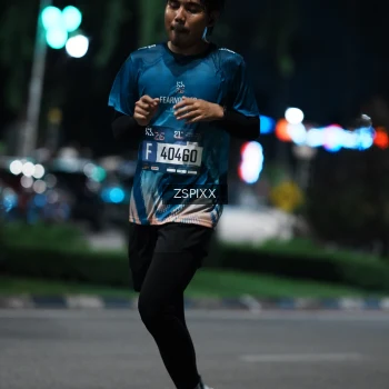 Runner Photo 3749735