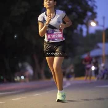 Runner Photo 3749754
