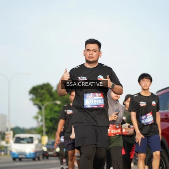 Runner Photo 3749761