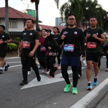 Runner Photo 3749766