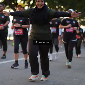Runner Photo 3749775