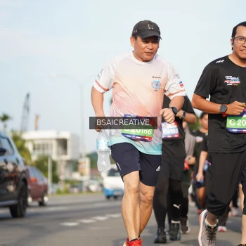 Runner Photo 3749785