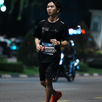 Runner Photo 3749795