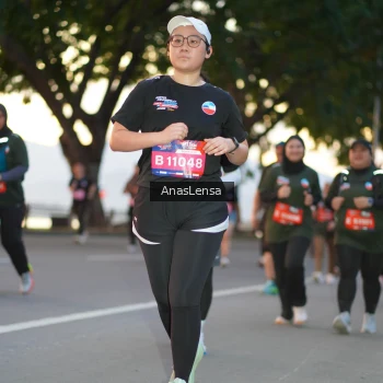 Runner Photo 3749815