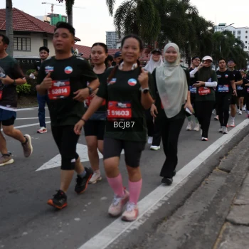 Runner Photo 3749816