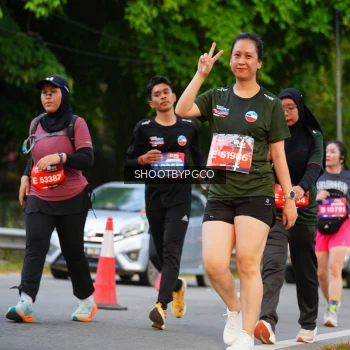 Runner Photo 3749824