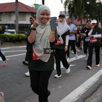 Runner Photo 3749834