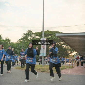 Runner Photo 3749867