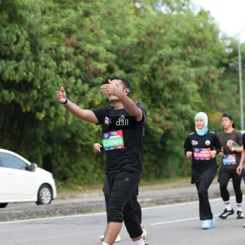 Runner Photo 3749894