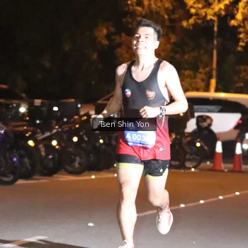 Runner Photo 3749917