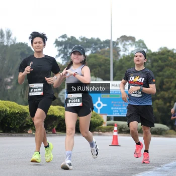 Runner Photo 3749935