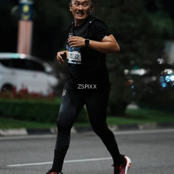 Runner Photo 3749943