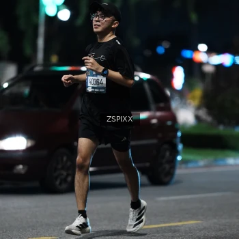 Runner Photo 3749948