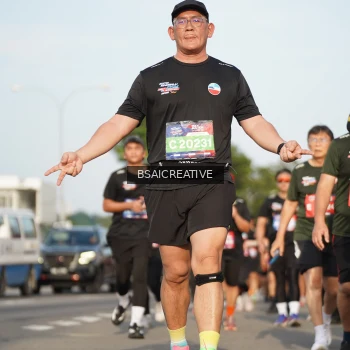 Runner Photo 3749965