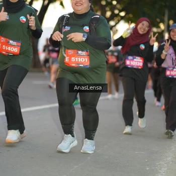 Runner Photo 3749974